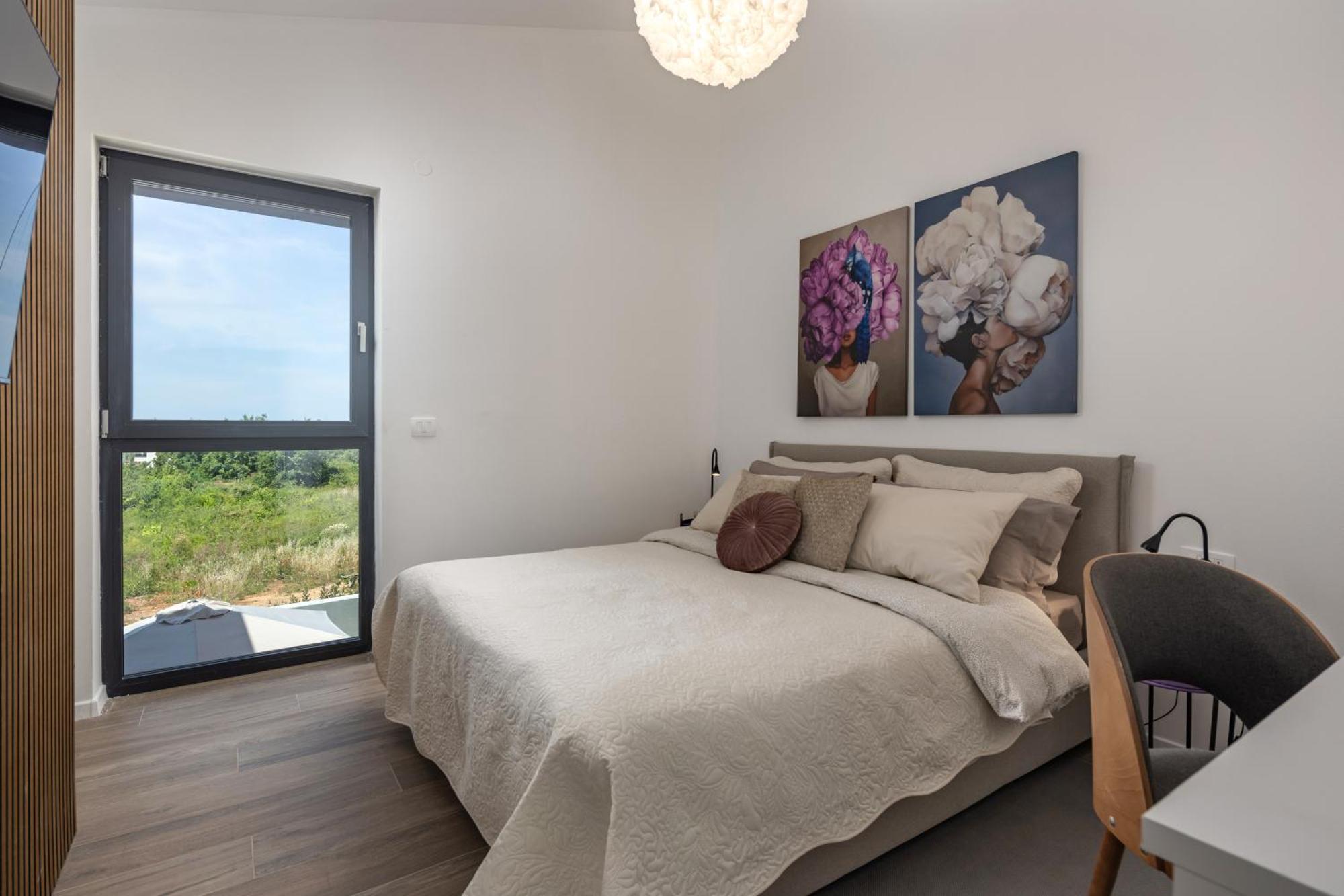 Ferienhaus Elegant Casa Aria With 2 Gardens And Bbq Facilities Poreč