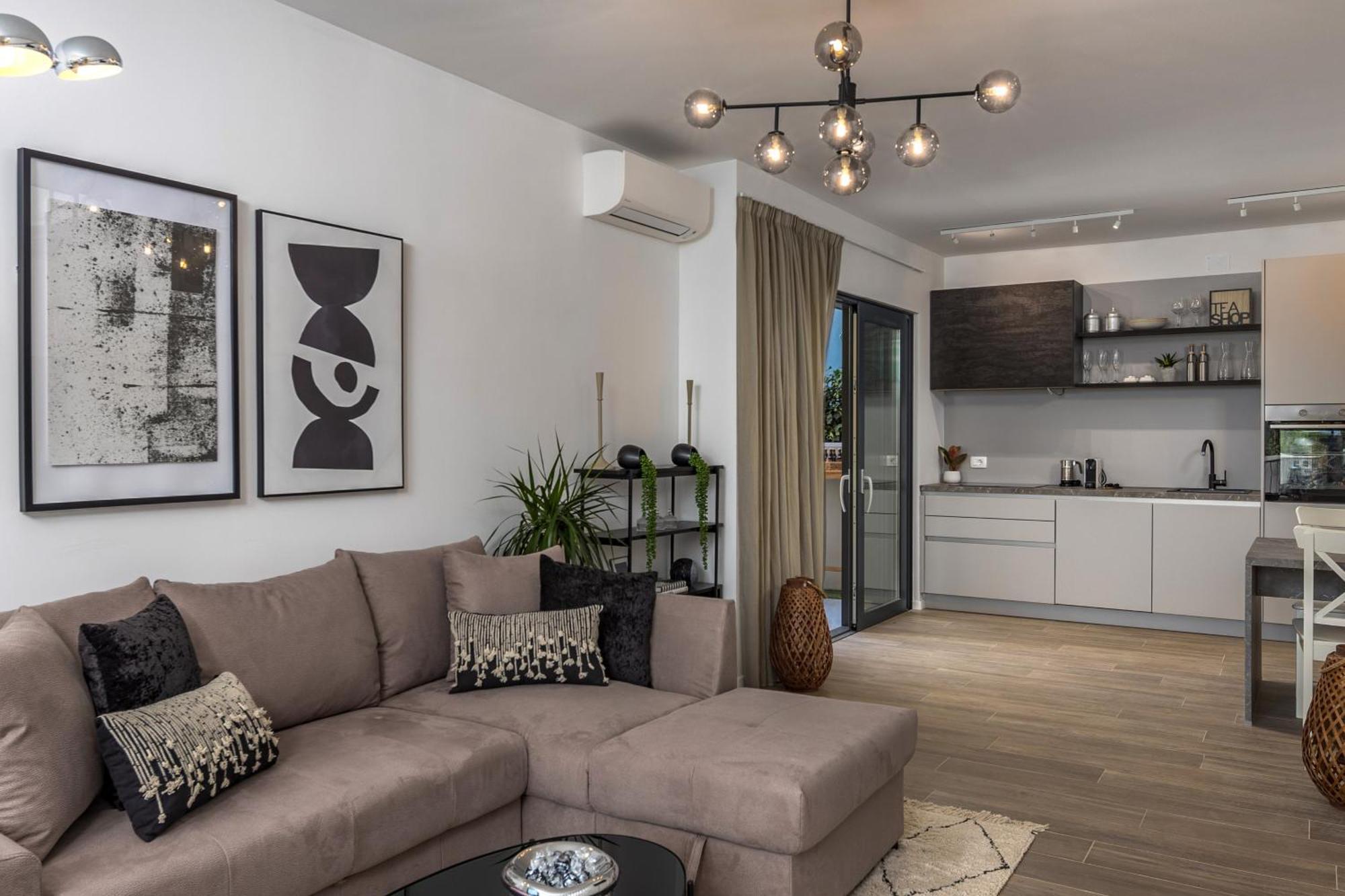Elegant Casa Aria With 2 Gardens And Bbq Facilities Holiday home *